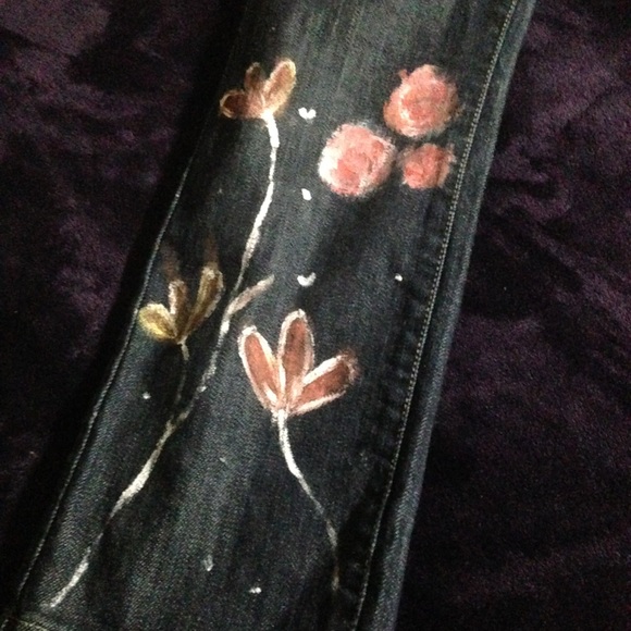 HANDPAINTED by Artist Jeans - Picture 8 of 8